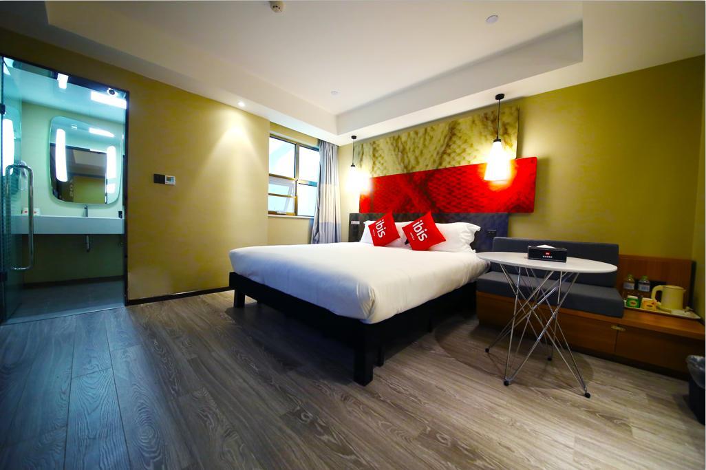 ibis Sui Ning Hotel Suining  Bagian luar foto