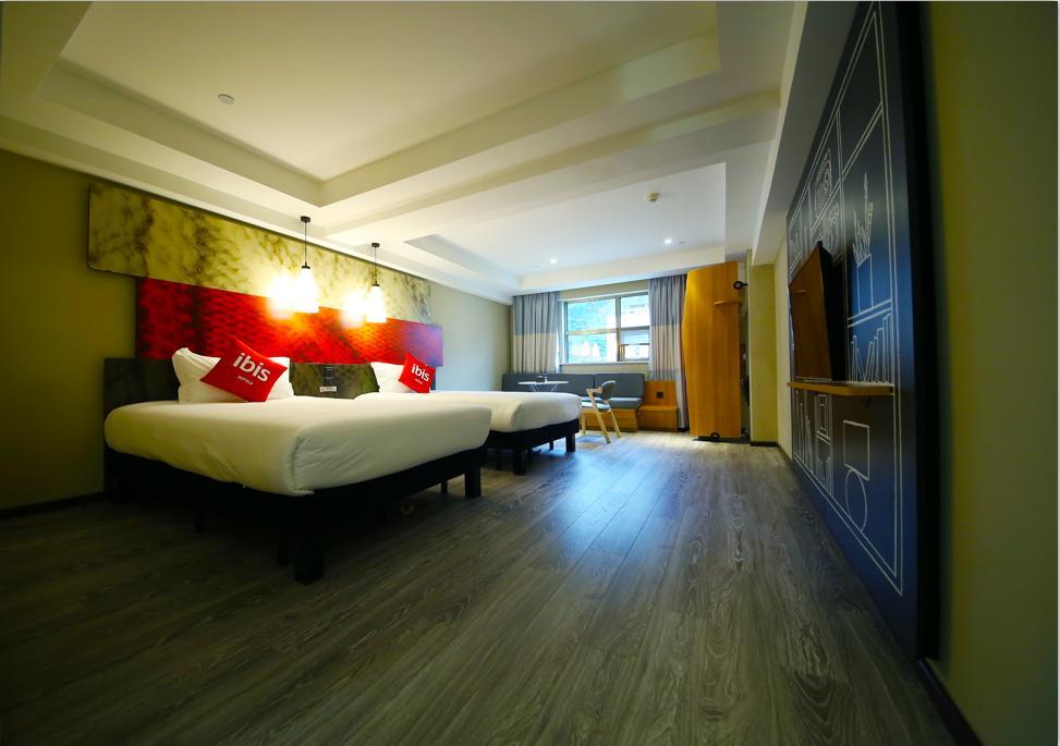 ibis Sui Ning Hotel Suining  Bagian luar foto