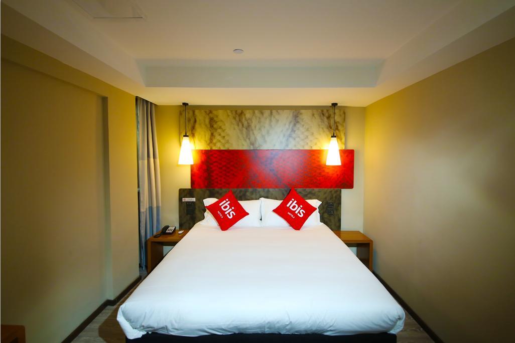 ibis Sui Ning Hotel Suining  Bagian luar foto