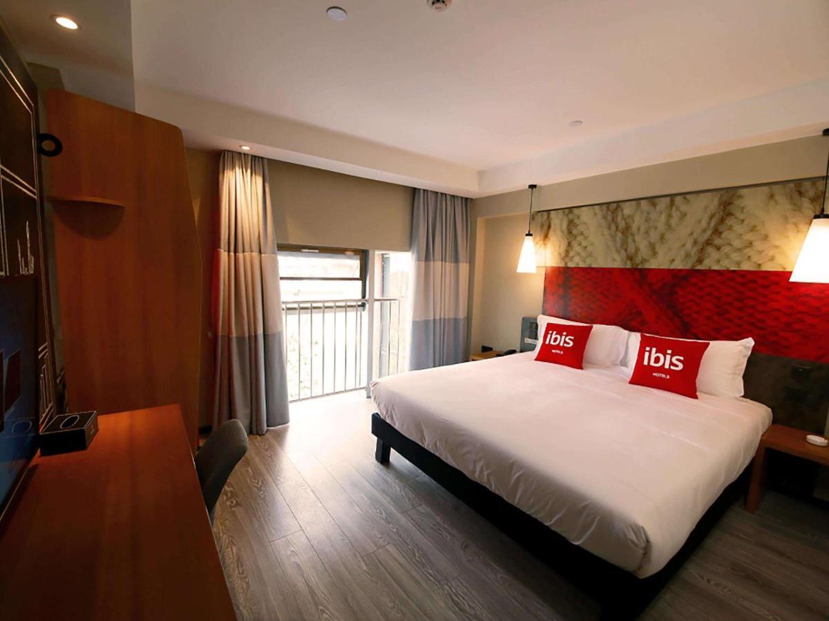 ibis Sui Ning Hotel Suining  Bagian luar foto